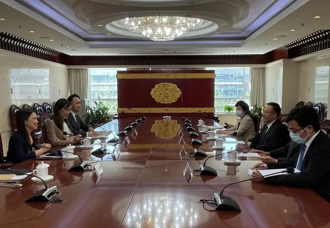 探索未來(lái)，2025新澳門正版免費(fèi)資本車時(shí)代來(lái)臨，探索未來(lái)，2025新澳門正版免費(fèi)資本車時(shí)代揭秘