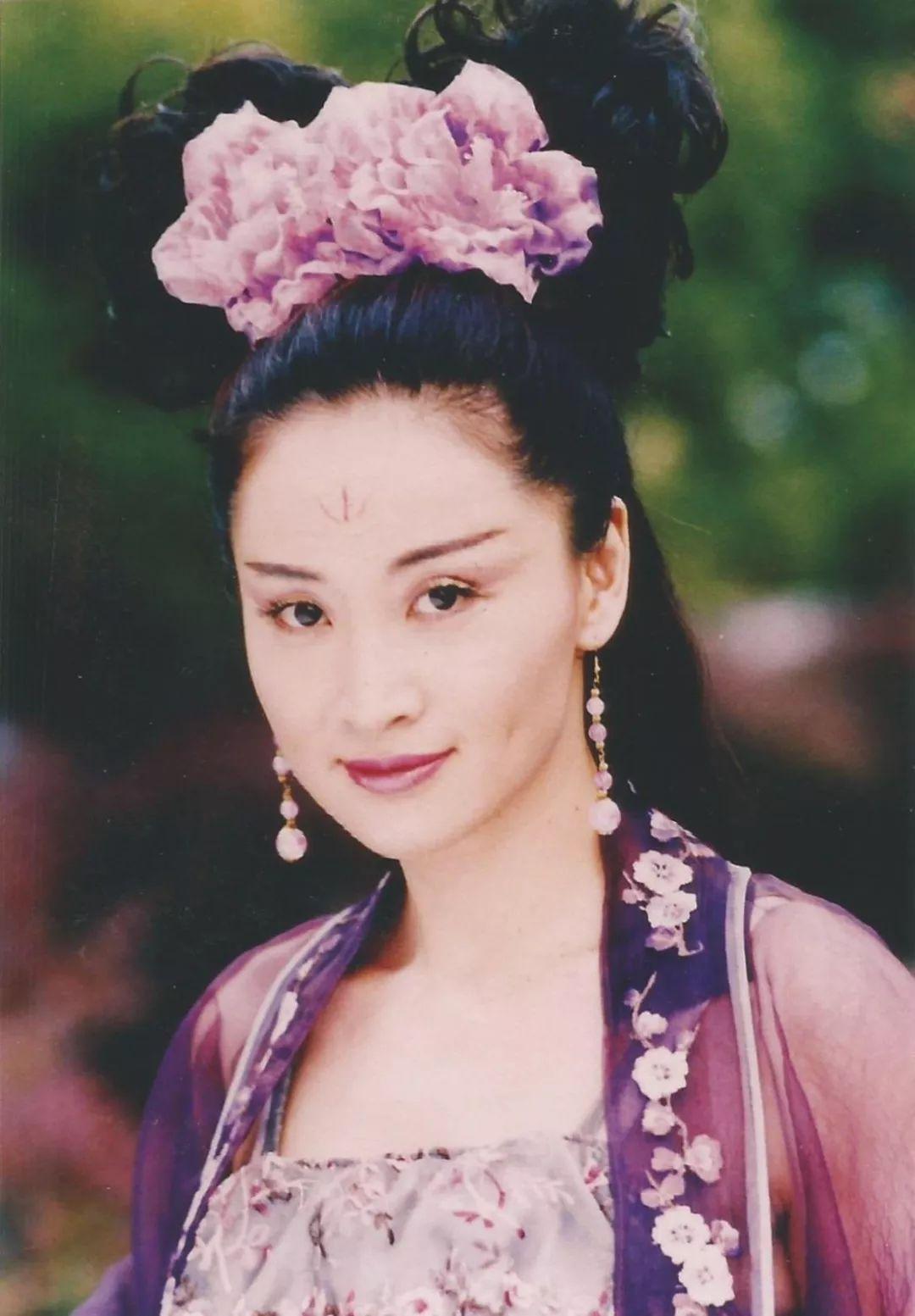 香港內(nèi)部公開資料最準(zhǔn)確，深度解讀與探討，香港內(nèi)部資料深度解讀與探討，準(zhǔn)確性揭秘