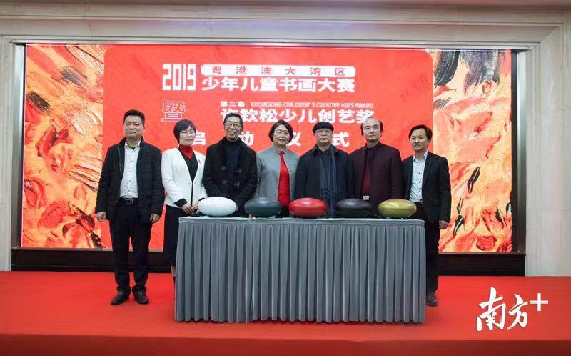 2025新澳門正版免費(fèi)資本車297，澳門正版免費(fèi)資本車2025期揭曉